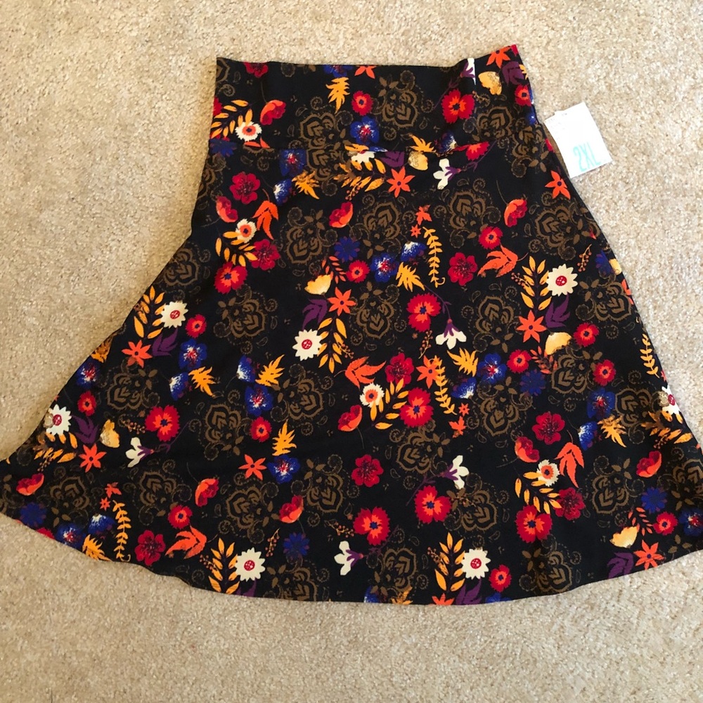 New With Tags 2xl Lularoe Azure skirt